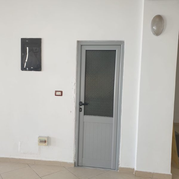 SHITET DYQAN 18 SHTATORI GJIROKASTER