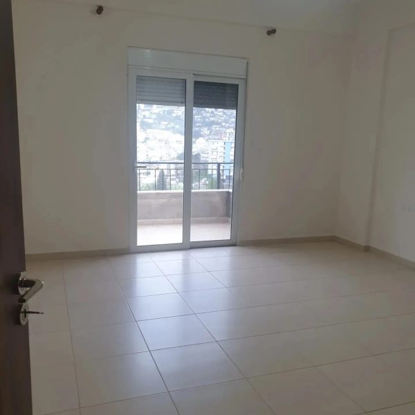 Shitet apartament sip 110 m2. Organizimin 3+1