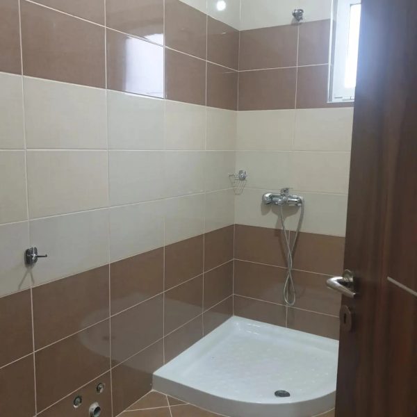 Shitet apartament sip 110 m2. Organizimin 3+1