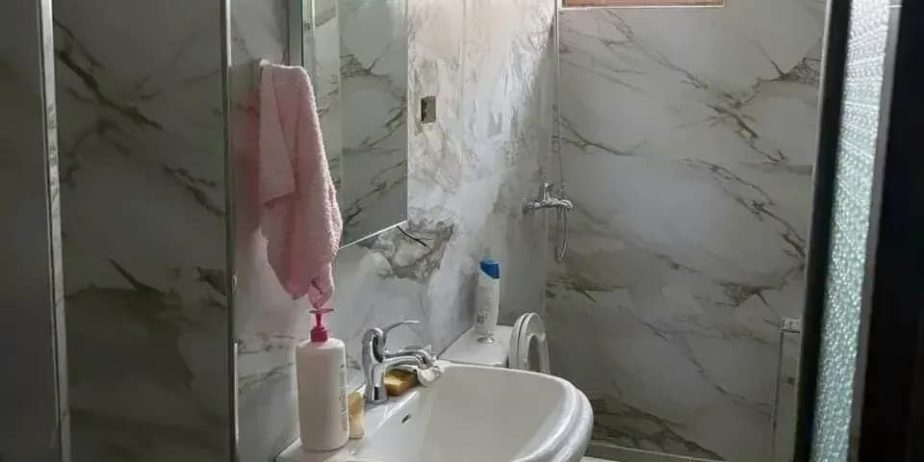 SHITET APARTAMENT 3 +1, sip 100 m2 , VENDNDODHJA KODRA E SHTUFIT PAS UNIVERSITETIT GJIROKASTER