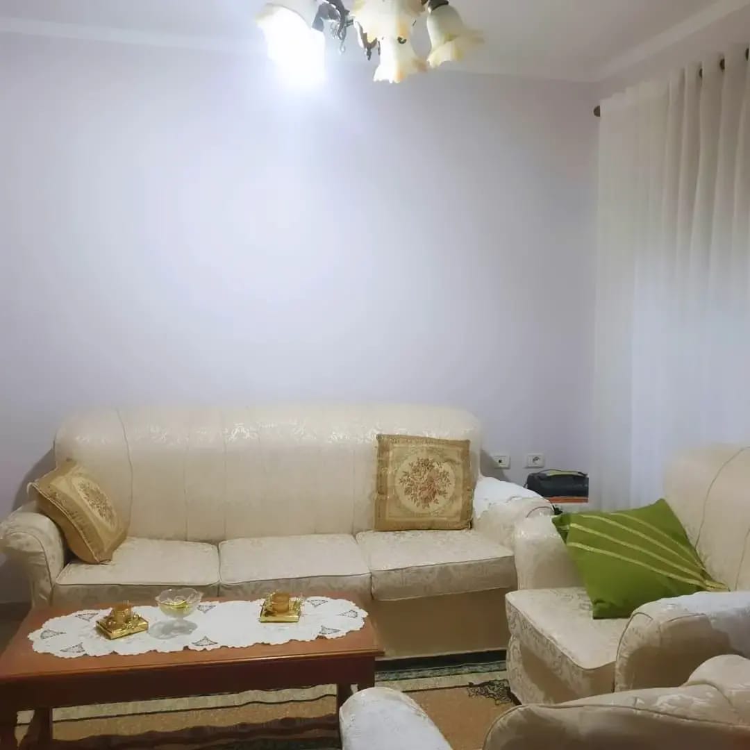 SHITUR APARTAMENT 3 +1, sip 100 m2 , VENDNDODHJA KODRA E SHTUFIT PAS UNIVERSITETIT GJIROKASTER