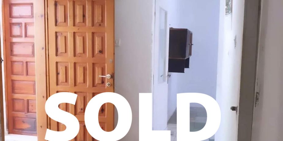 SHITUR APARTAMENT 1+1 me sip 52 m2 ,ISH BLLOKU FURAVE GJIROKASTER