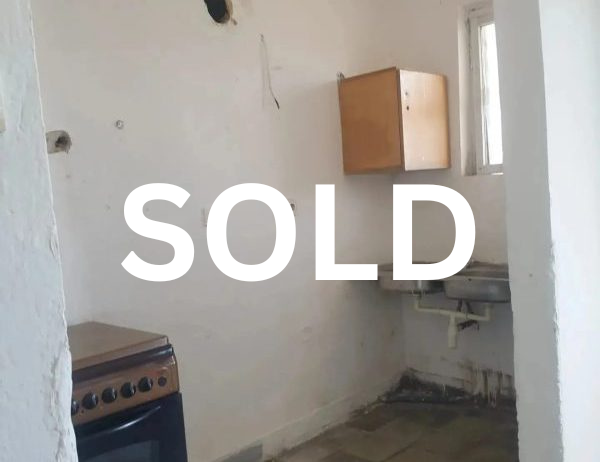 SHITUR APARTAMENT 2+1 ZINXHIRA GJIROKASTER