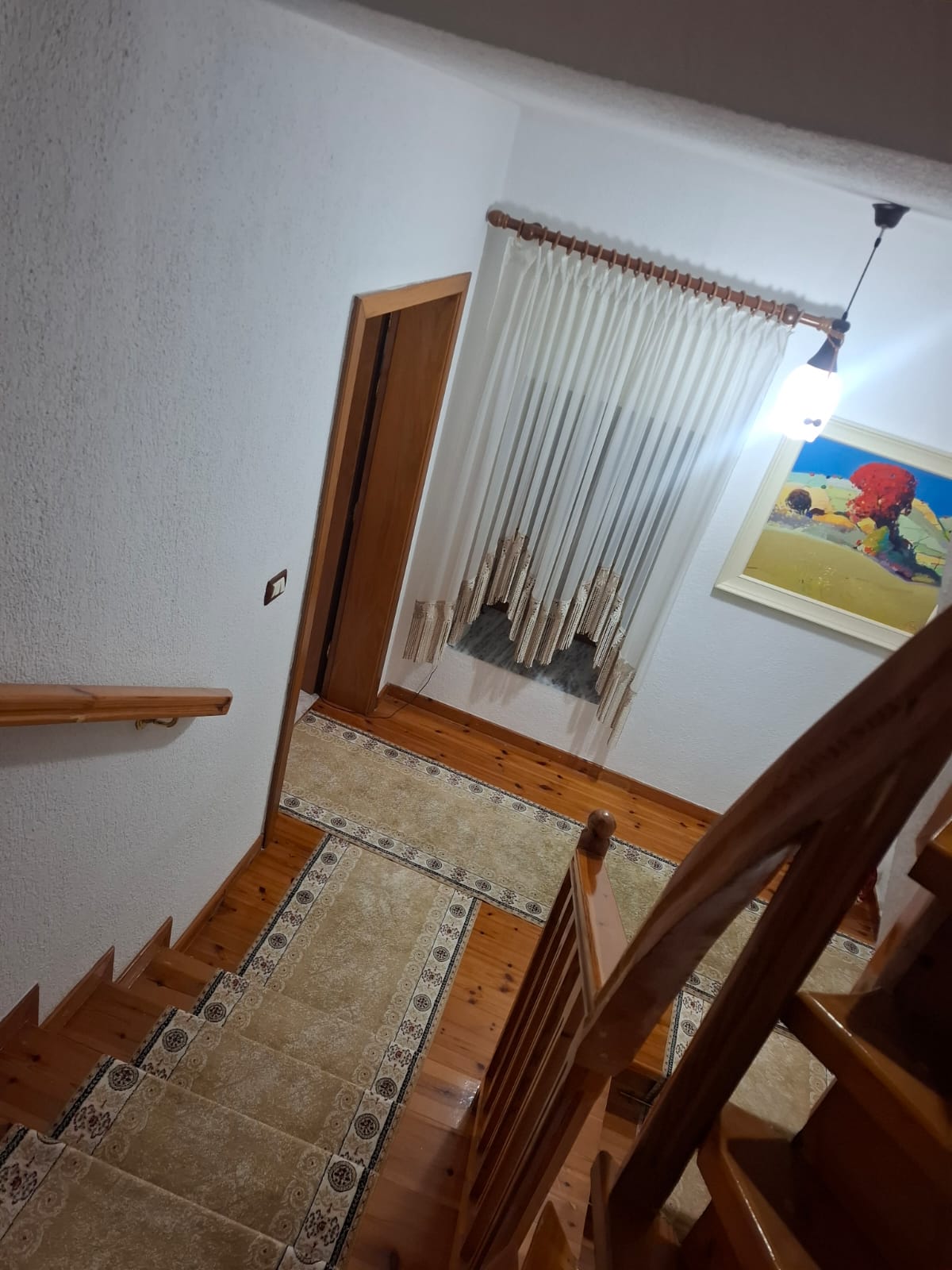 Shitet shtëpi private 3-katëshe, Dunavat – Zonë muzeale, Gjirokastër – 14.000.000 miljon leke
